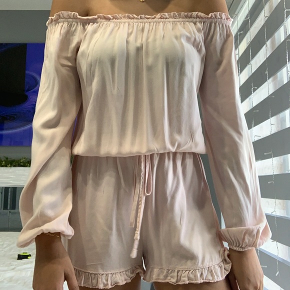 Brandy Melville Gabriella romper - Picture 5 of 5